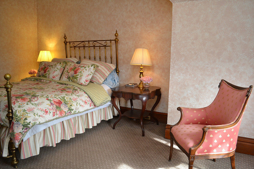 The Grand Anne Bed And Breakfast Keokuk ภายนอก รูปภาพ